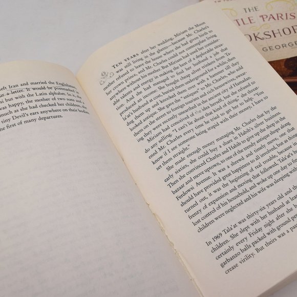 Fiction Books Little Paris Bookshop & Moonlight on the Avenue of Faith Papberbac - Picture 11 of 12